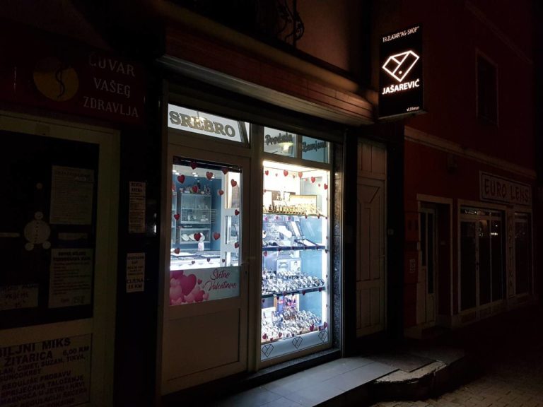 Izaberite najbolji poklon za Valentinovo: “Ag-shop Jašarević” – Idealno rješenje za vaše slatke muke