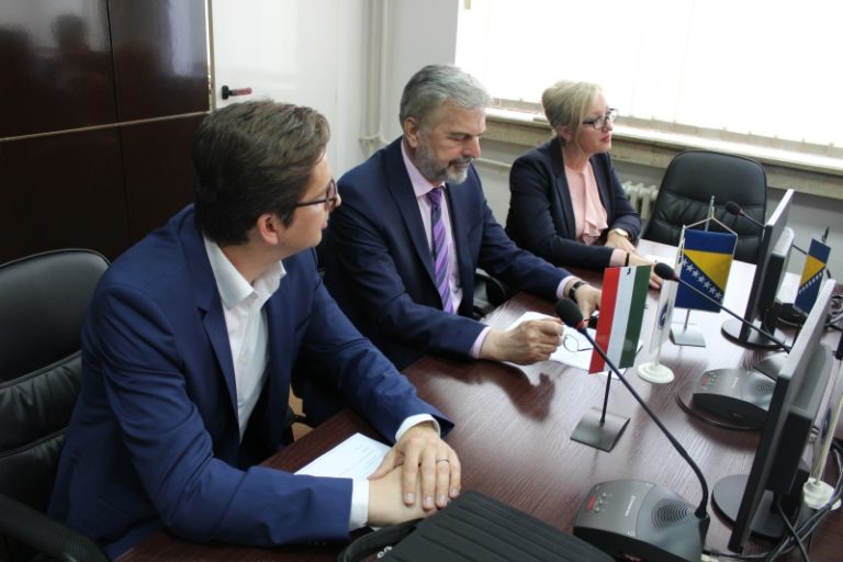 UNZE potpisao saradnju sa Univerzitetom u Pečuhu