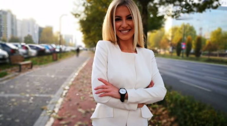 AMINA HODŽIĆ, NOVINARKA FTV-a: Slobodno vrijeme provodim kod porodice u Zenici, gdje se najviše punim pozitivnom energijom!