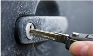 Kako odlediti bravu na vozilu