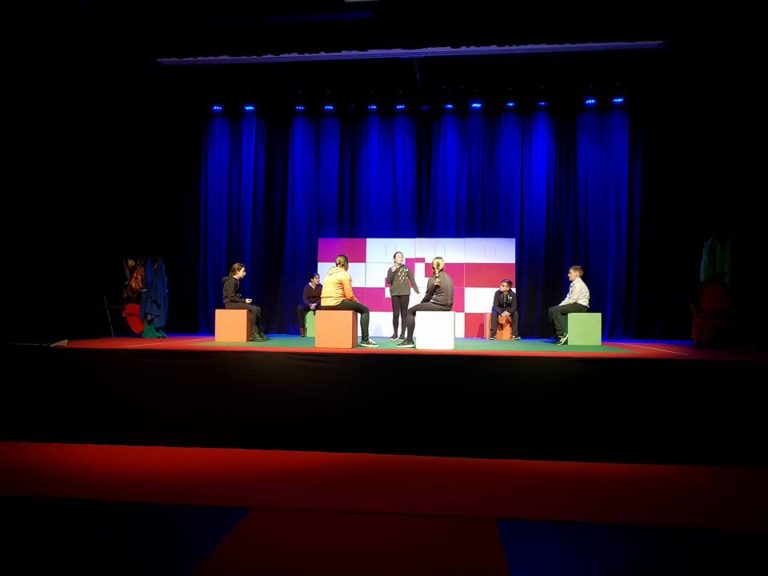 Premijernom izvedbom u Bosanskom narodnom pozorištu Zenica počeo 3. IFET