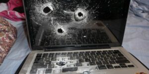 Microsoft Surface Book zaustavio metak spasio zivot Naslovna 750x375 1