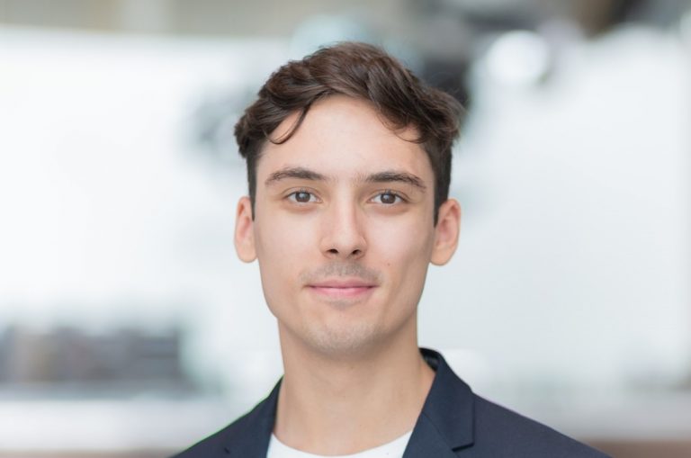 Studij nastavlja na Oxfordu: Munib Mešinović iz Travnika prvi je Bosanac koji je dobio Rhodes stipendiju