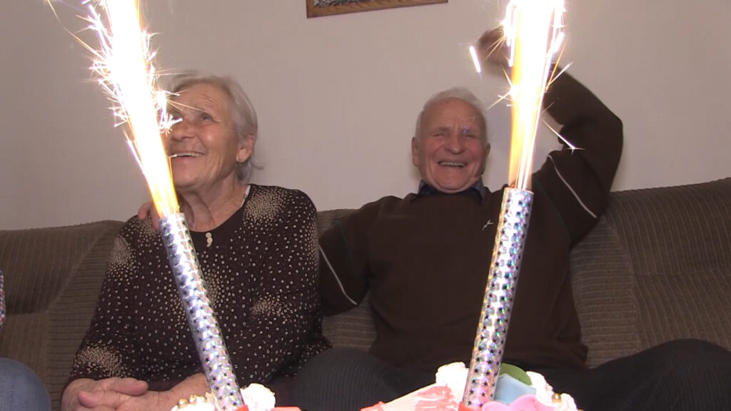 SA GODISNJICA BRAKA PKG NAT 120210102 165256799 mxf 00 03 10 24 Still002