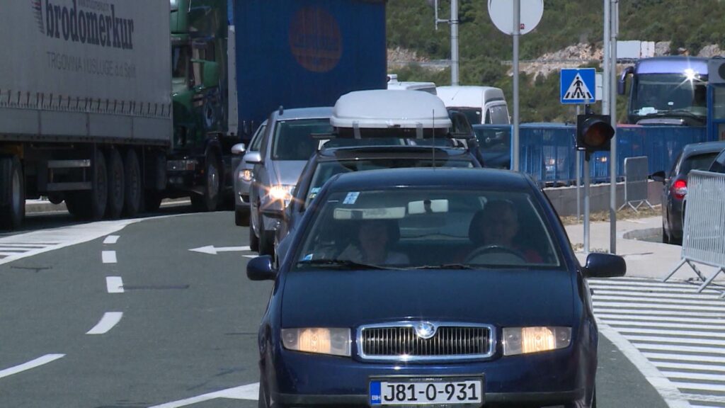 SA TURIZAM GRANICE PKG HAS 1 20200625 163221634 mxf 00 00 00 04 Still002