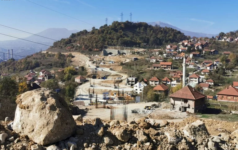 Autoput kod Zenice dobija nove tunele i vijadukte, Turci rade punom parom kod Donje Gračanice