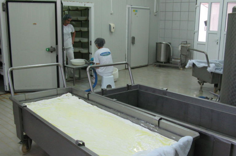 Bh. sirevi jest će se u Singapuru i UAE