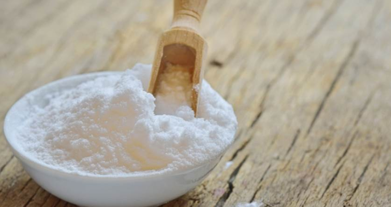 Soda bikarbona: Za četku, zagorene lonce, srebro