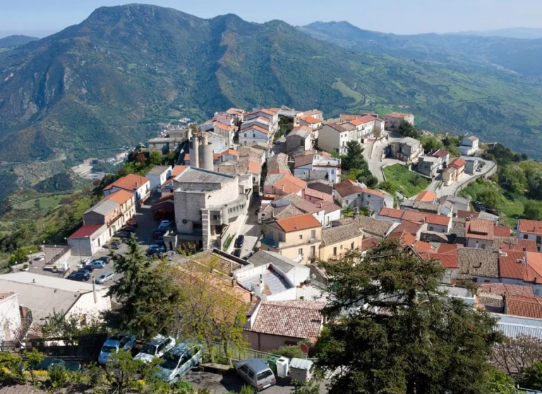 Grad na jugu “čizme” čije ime niti jedan Italijan ne želi izgovoriti