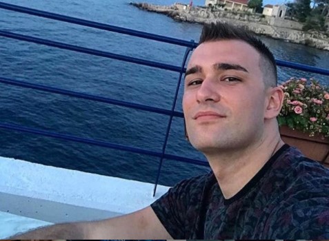 HARIS BERKOVIĆ ZAPALIO INSTAGRAM! Skinuo se i izazvao lavinu komentara žena širom regiona!