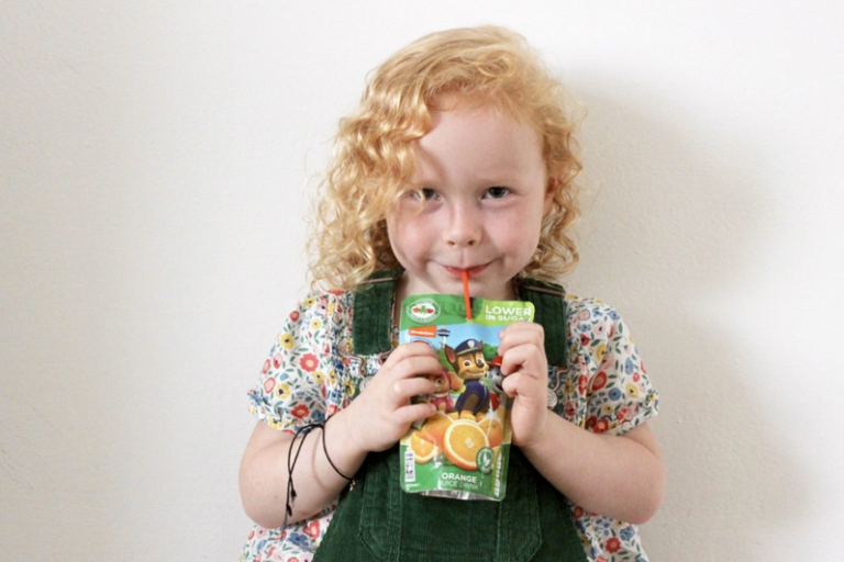 Pripazite šta vam djeca piju: Evo trika kako da im voda postane omiljeni napitak