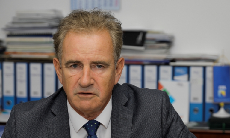 Poznavanje “interneta i elektronske pošte”: Traži se državni službenik, plaća 2.600 maraka