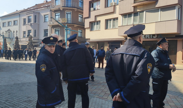 Policija ne zna gdje udara, a plata nema