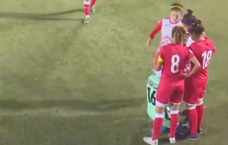 Tokom igre fudbalerki spao hidžab, uslijedila nevjerovatna reakcija protivničke ekipe