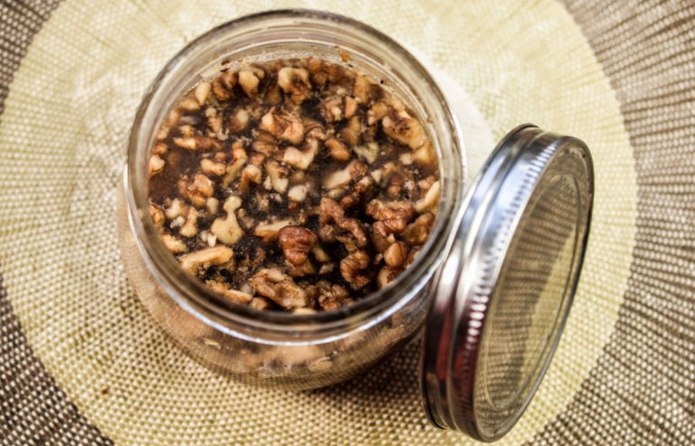 Med i orasi su pravo ljekovito blago: Ovih 9 tegova nestaju odmah