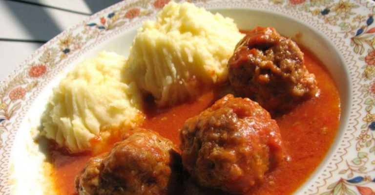 Za prste polizati: Jednostavne i preukusne ćuftete koje mirišu na maminu kuhinju