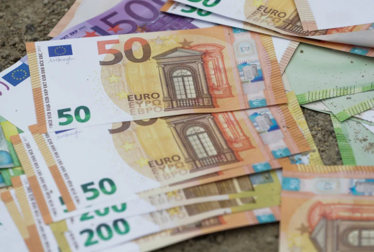 Izbjegnite post-pandemijsko trošenje: Naučite kako štedjeti novac i nakon koronavirusa