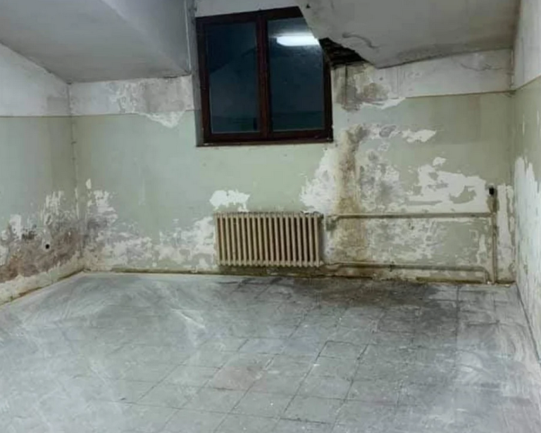 Uslovi dostojni čovjeka?-Ovako izgleda unutrašnjost kasarne u kojoj bi trebali biti smješteni migranti