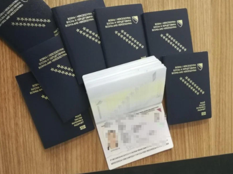 Sve više zemalja u svijetu uvodi Covid pasoše: Koji su uslovi za njihovo dobijanje