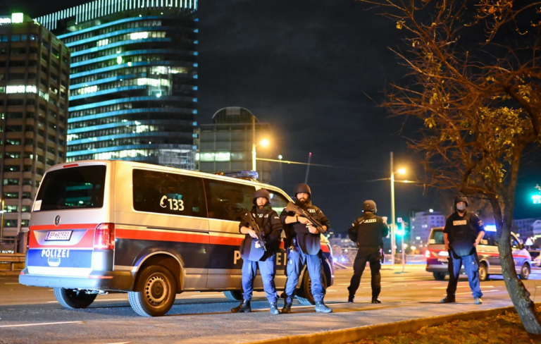 Imam iz Beča osudio napad: Ovo je grad u kojem smo uživali slobodu i sigurnost, i molimo Allaha da tako bude i u budućnosti