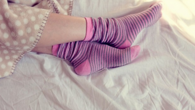 Večeras pred spavanje obavezno obucite čarape, evo i zašto