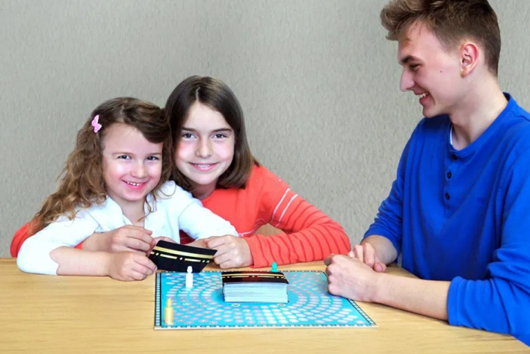 Društvena igra ‘Put do Kabe’: Obnavljanje dosadašnih i sticanje novih znanja iz islamske vjeronauke