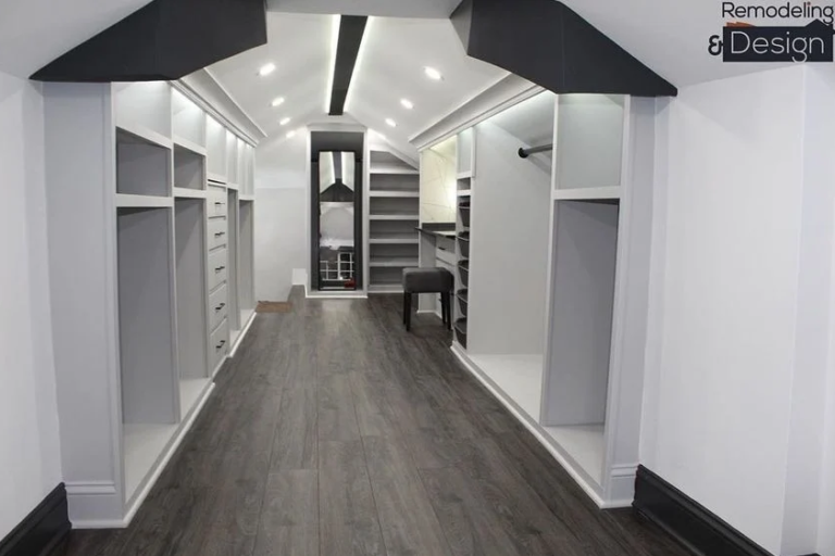 Poklon supruzi: Nedovršeno potkrovlje transformisao u ormar iz snova svake žene