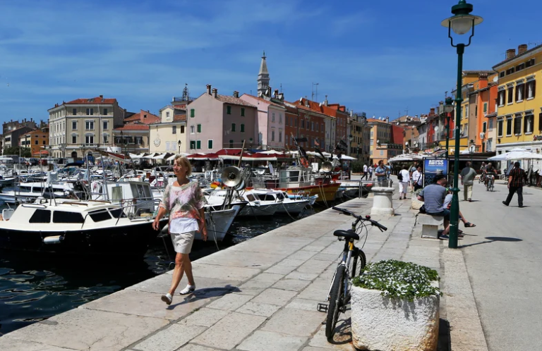 Austrijski turistički radnik: Vlada Sebastiana Kurza se ponaša kao da je u Hrvatskoj rat