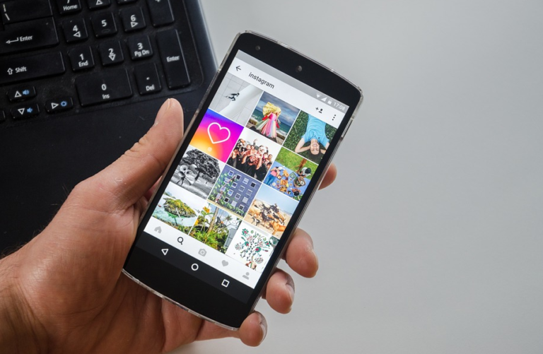 Ovih 6 znakova na Instagramu otkrit će vam je li neko slobodan ili je u vezi