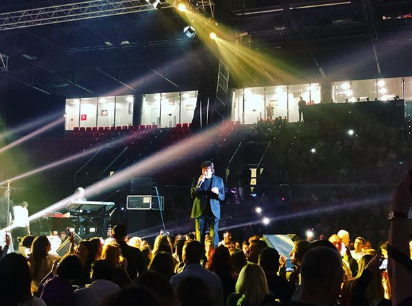 Čolina muzička čarolija u prepunoj zeničkoj “Areni” (VIDEO)