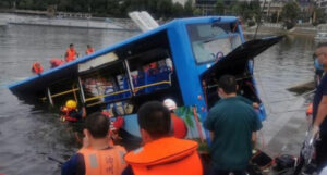 autobus nesreca kina 1