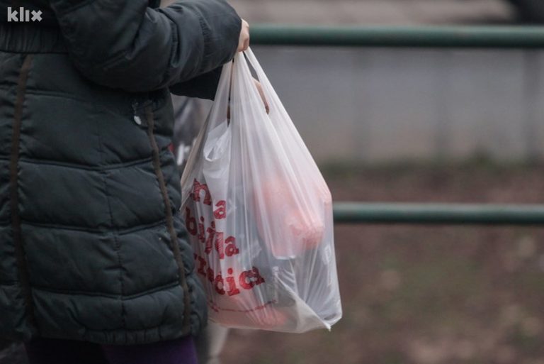 U junu pad cijena za 0,5 posto: Jeftinija hrana, odjeća i obuća, skuplji alkohol i duhan