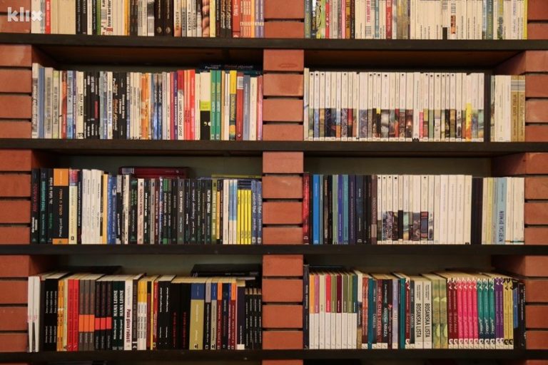 BiH još uvijek nema svoju encikloplediju: Ideji začetoj 1997. nedostaju sistem i volja