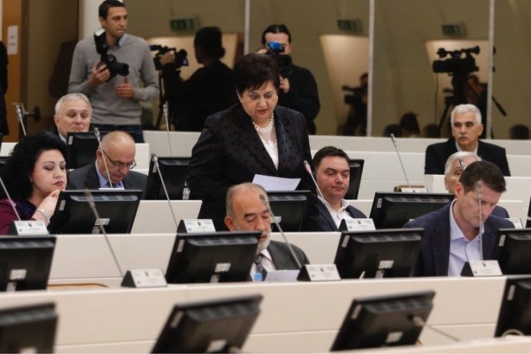 Za plate zaposlenih u institucijama BiH ove godine bit će izdvojeno 560 miliona KM