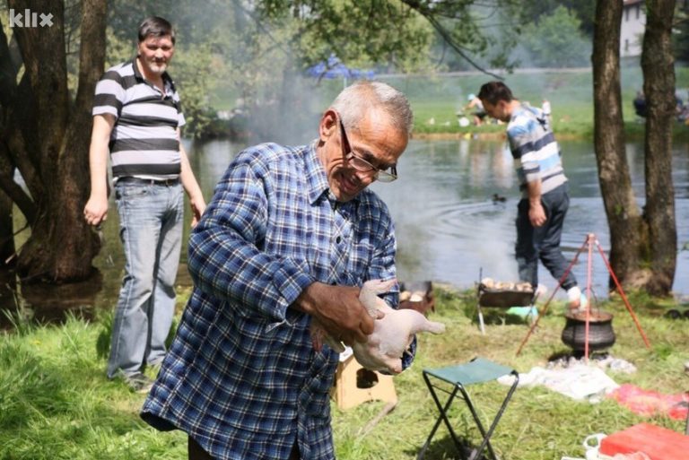 Šta zapravo slavimo 1. maja, nezaposlenost ili ugrožena radnička prava?