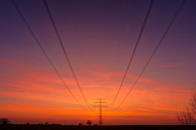 Tržište u BiH liberalizovano prije tri godine, kupci i dalje struju kupuju od tri elektroprivrede