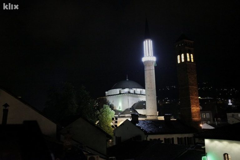 Muslimani danas obilježavaju Lejletul-kadr, noć vrijedniju od hiljadu mjeseci