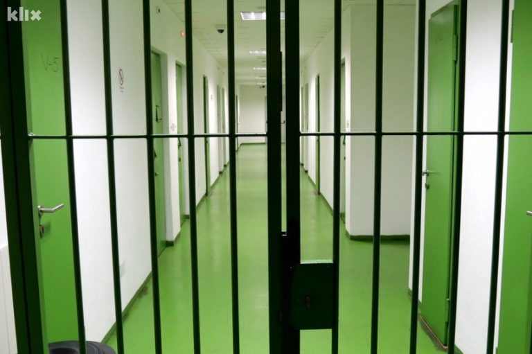 Kaznu zatvora zbog terorizma u našoj zemlji izdržava 16 osoba