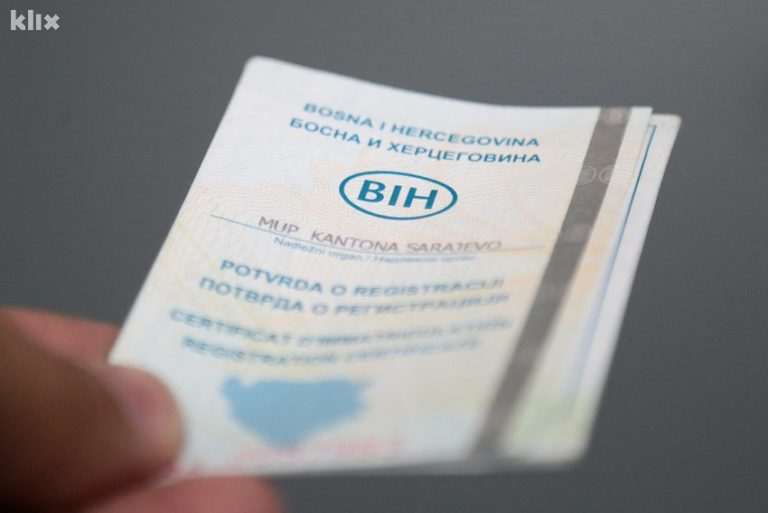 Nove saobraćajne dozvole u BiH izgledat će kao vozačke i lične karte