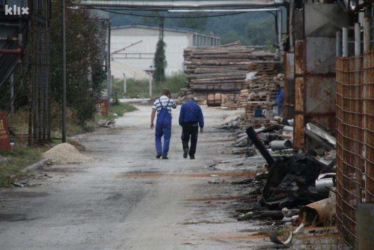 Vlada ZDK odobrila 100 hiljada KM pomoći za radnike Krivaje