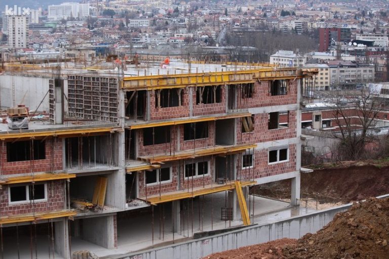 Od 1997. godine do danas Vlada FBiH dodijelila više od 2.800. stanova