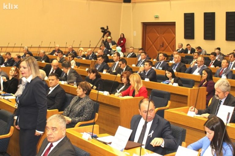 Zastupnici SDA u NSRS-u izglasali Dodikove delegate u državni parlament