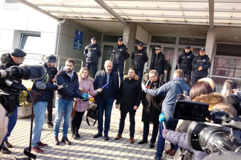 Davor Dragičević pušten na slobodu pa poručio da nastavlja proteste u Banjoj Luci