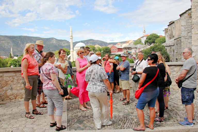 Za 10 godina broj turista u BiH porastao za 810 hiljada, a noćenja za 1,56 miliona