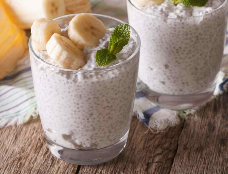 Kremasti puding s bananom i chia sjemenkama