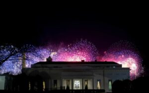 bijela kuva vatromet januar2021 epa