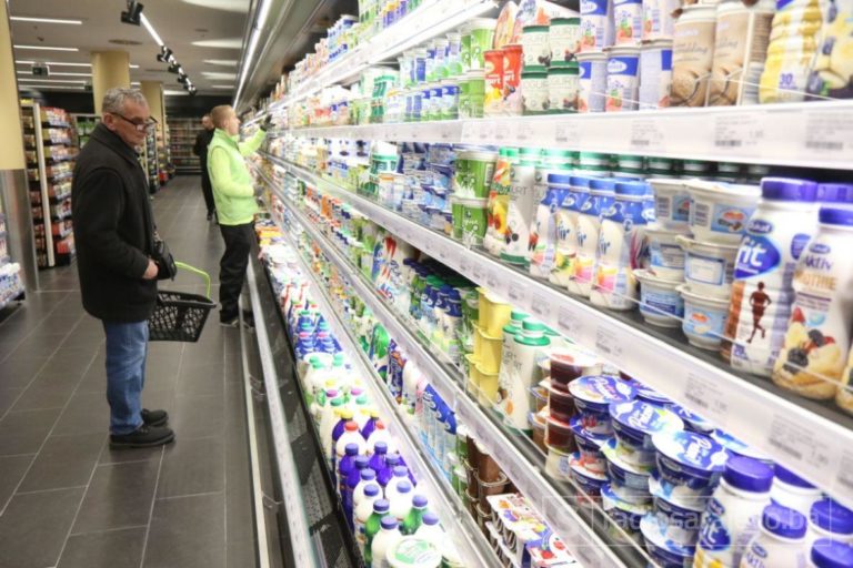 Gorivo u BiH poskupjelo do 40 feninga, a za njim i namirnice