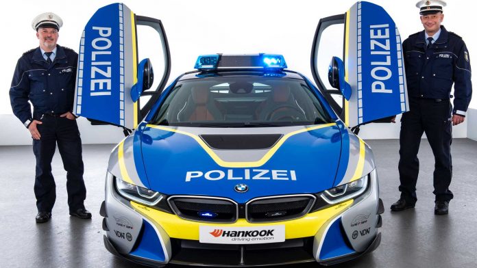 bmw i8 polizei ac schnitzer tune it safe 696x392 1