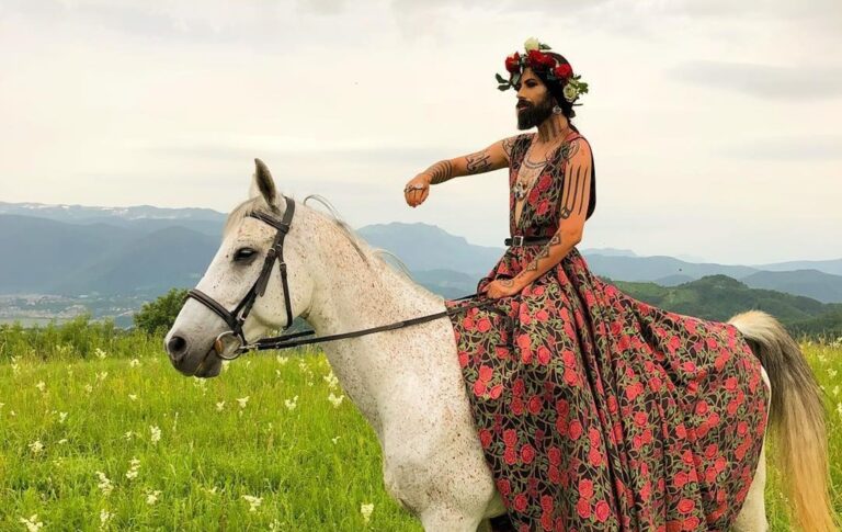 Božo Vrećo u ulozi domaćice: Čak je razvio i krompirušu