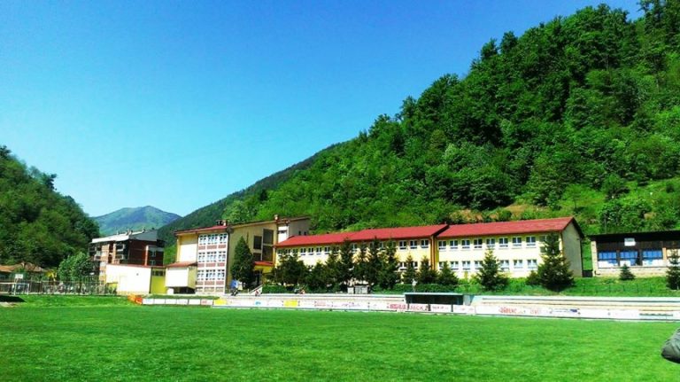 Ovo je najveća i najbrojnija škola u FBiH: Slavi svoj 111. rođendan
